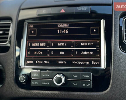 Черный Фольксваген Туарег, объемом двигателя 2.97 л и пробегом 183 тыс. км за 20750 $, фото 9 на Automoto.ua