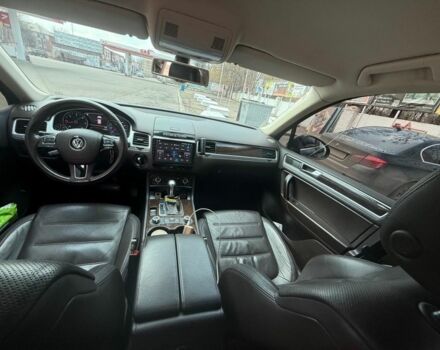 Черный Фольксваген Туарег, объемом двигателя 3 л и пробегом 330 тыс. км за 16200 $, фото 7 на Automoto.ua