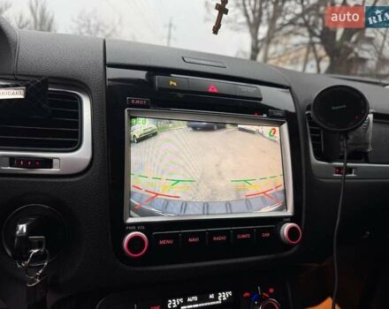Черный Фольксваген Туарег, объемом двигателя 3 л и пробегом 308 тыс. км за 16490 $, фото 27 на Automoto.ua