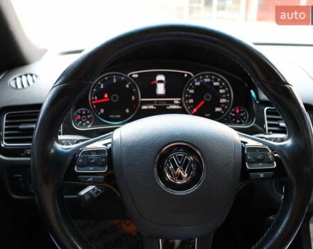 Черный Фольксваген Туарег, объемом двигателя 3 л и пробегом 284 тыс. км за 17800 $, фото 19 на Automoto.ua