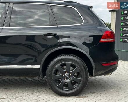 Чорний Фольксваген Туарег, об'ємом двигуна 2.97 л та пробігом 318 тис. км за 15999 $, фото 6 на Automoto.ua