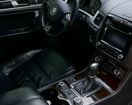 Чорний Фольксваген Туарег, об'ємом двигуна 2.97 л та пробігом 320 тис. км за 17700 $, фото 11 на Automoto.ua