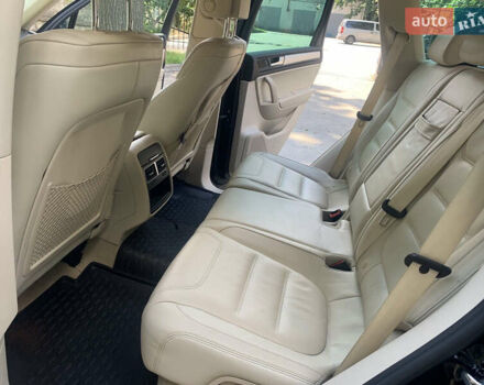 Чорний Фольксваген Туарег, об'ємом двигуна 3 л та пробігом 269 тис. км за 19999 $, фото 20 на Automoto.ua