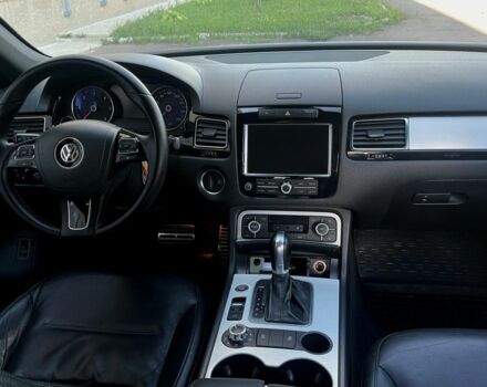 Чорний Фольксваген Туарег, об'ємом двигуна 3 л та пробігом 275 тис. км за 17900 $, фото 8 на Automoto.ua