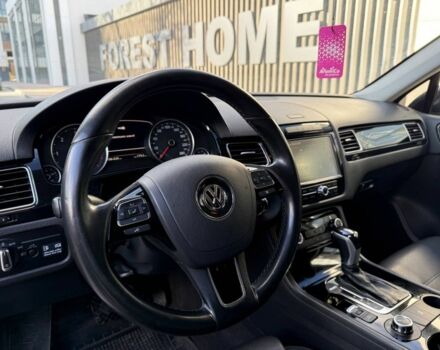 Чорний Фольксваген Туарег, об'ємом двигуна 3 л та пробігом 187 тис. км за 13800 $, фото 8 на Automoto.ua