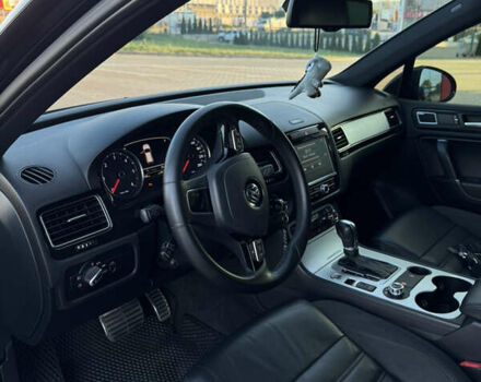 Чорний Фольксваген Туарег, об'ємом двигуна 2.97 л та пробігом 277 тис. км за 23300 $, фото 11 на Automoto.ua