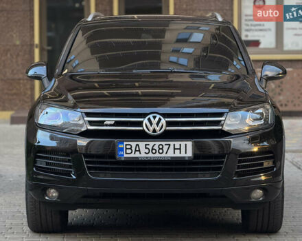 Черный Фольксваген Туарег, объемом двигателя 3 л и пробегом 250 тыс. км за 19000 $, фото 4 на Automoto.ua