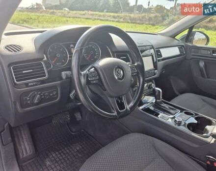 Чорний Фольксваген Туарег, об'ємом двигуна 2.97 л та пробігом 196 тис. км за 18500 $, фото 10 на Automoto.ua
