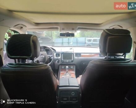 Чорний Фольксваген Туарег, об'ємом двигуна 2.97 л та пробігом 273 тис. км за 17200 $, фото 17 на Automoto.ua