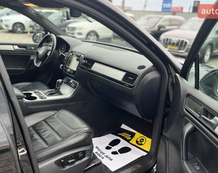 Черный Фольксваген Туарег, объемом двигателя 2.97 л и пробегом 370 тыс. км за 17800 $, фото 24 на Automoto.ua