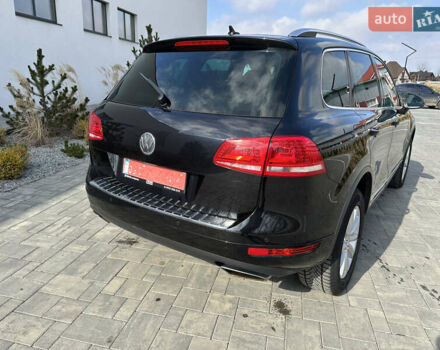 Чорний Фольксваген Туарег, об'ємом двигуна 2.97 л та пробігом 318 тис. км за 17300 $, фото 4 на Automoto.ua
