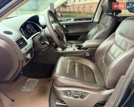 Чорний Фольксваген Туарег, об'ємом двигуна 2.97 л та пробігом 283 тис. км за 18500 $, фото 11 на Automoto.ua