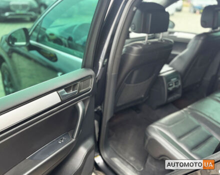 Чорний Фольксваген Туарег, об'ємом двигуна 3 л та пробігом 370 тис. км за 17800 $, фото 25 на Automoto.ua