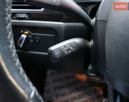 Черный Фольксваген Туарег, объемом двигателя 3 л и пробегом 284 тыс. км за 17800 $, фото 23 на Automoto.ua