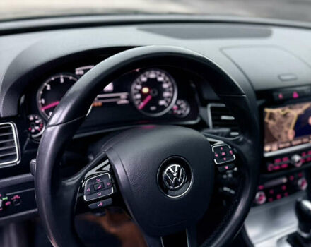 Черный Фольксваген Туарег, объемом двигателя 4.13 л и пробегом 211 тыс. км за 13999 $, фото 10 на Automoto.ua