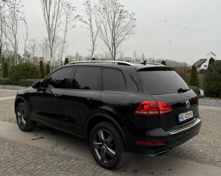Черный Фольксваген Туарег, объемом двигателя 4.13 л и пробегом 211 тыс. км за 13999 $, фото 14 на Automoto.ua