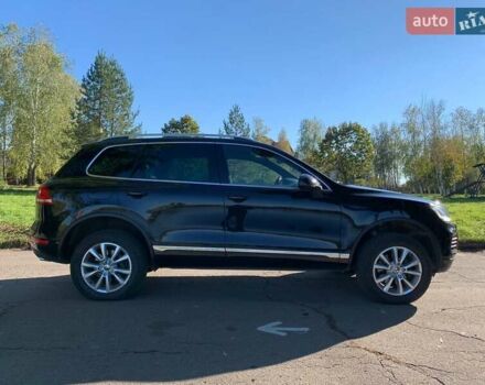 Черный Фольксваген Туарег, объемом двигателя 3 л и пробегом 279 тыс. км за 19000 $, фото 2 на Automoto.ua