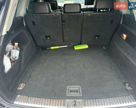 Черный Фольксваген Туарег, объемом двигателя 2.97 л и пробегом 335 тыс. км за 15500 $, фото 15 на Automoto.ua