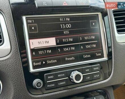 Чорний Фольксваген Туарег, об'ємом двигуна 2.97 л та пробігом 318 тис. км за 15999 $, фото 25 на Automoto.ua