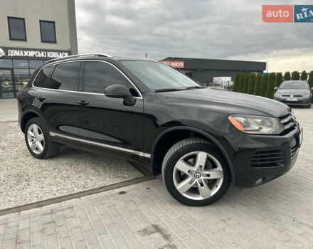 Черный Фольксваген Туарег, объемом двигателя 2.97 л и пробегом 335 тыс. км за 15500 $, фото 1 на Automoto.ua