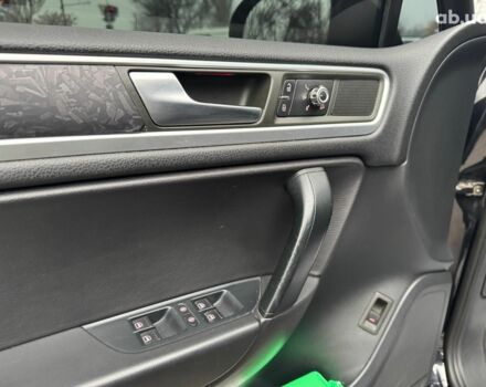 Черный Фольксваген Туарег, объемом двигателя 3 л и пробегом 308 тыс. км за 16490 $, фото 19 на Automoto.ua