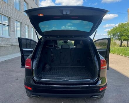 Чорний Фольксваген Туарег, об'ємом двигуна 3 л та пробігом 275 тис. км за 17900 $, фото 14 на Automoto.ua