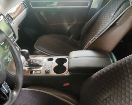 Чорний Фольксваген Туарег, об'ємом двигуна 2.97 л та пробігом 273 тис. км за 17200 $, фото 12 на Automoto.ua