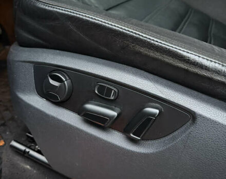 Черный Фольксваген Туарег, объемом двигателя 4.13 л и пробегом 211 тыс. км за 13999 $, фото 20 на Automoto.ua