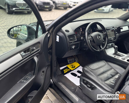 Чорний Фольксваген Туарег, об'ємом двигуна 3 л та пробігом 370 тис. км за 17800 $, фото 8 на Automoto.ua