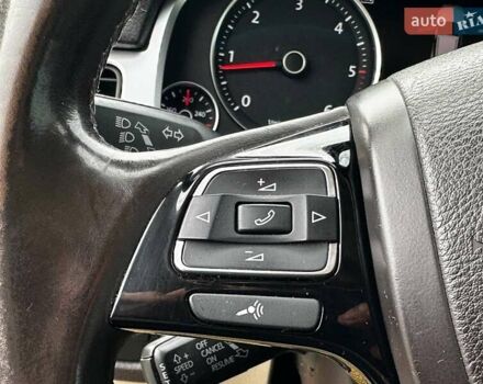 Чорний Фольксваген Туарег, об'ємом двигуна 2.97 л та пробігом 318 тис. км за 15999 $, фото 21 на Automoto.ua