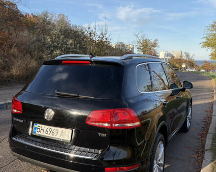 Чорний Фольксваген Туарег, об'ємом двигуна 2.97 л та пробігом 222 тис. км за 20000 $, фото 3 на Automoto.ua