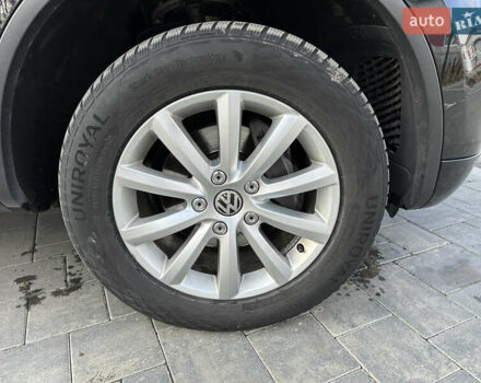 Чорний Фольксваген Туарег, об'ємом двигуна 2.97 л та пробігом 318 тис. км за 17300 $, фото 24 на Automoto.ua