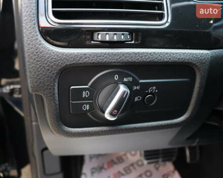 Черный Фольксваген Туарег, объемом двигателя 3 л и пробегом 284 тыс. км за 17800 $, фото 18 на Automoto.ua