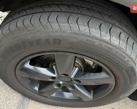 Чорний Фольксваген Туарег, об'ємом двигуна 2.97 л та пробігом 238 тис. км за 17300 $, фото 23 на Automoto.ua