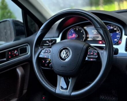 Черный Фольксваген Туарег, объемом двигателя 3 л и пробегом 250 тыс. км за 17300 $, фото 22 на Automoto.ua