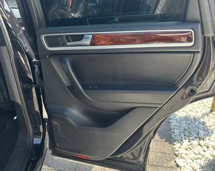 Черный Фольксваген Туарег, объемом двигателя 2.97 л и пробегом 273 тыс. км за 19300 $, фото 14 на Automoto.ua