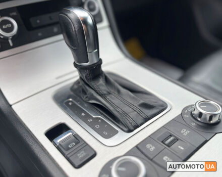 Чорний Фольксваген Туарег, об'ємом двигуна 3 л та пробігом 370 тис. км за 17800 $, фото 20 на Automoto.ua