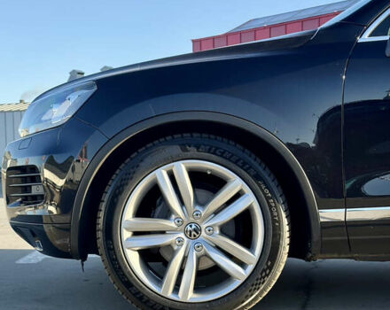 Чорний Фольксваген Туарег, об'ємом двигуна 3 л та пробігом 91 тис. км за 29900 $, фото 2 на Automoto.ua