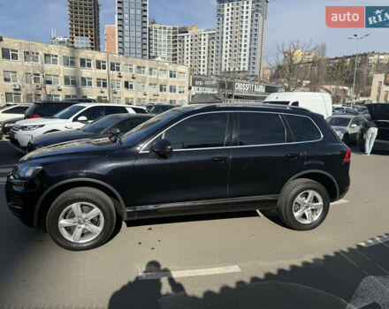 Чорний Фольксваген Туарег, об'ємом двигуна 2.97 л та пробігом 320 тис. км за 17700 $, фото 2 на Automoto.ua