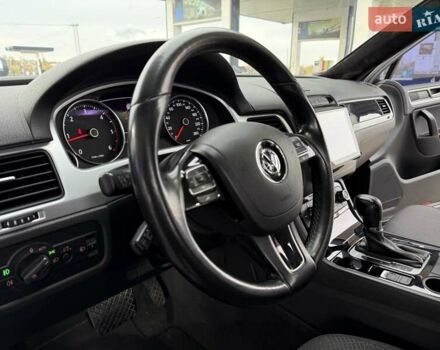 Черный Фольксваген Туарег, объемом двигателя 3 л и пробегом 207 тыс. км за 15700 $, фото 15 на Automoto.ua