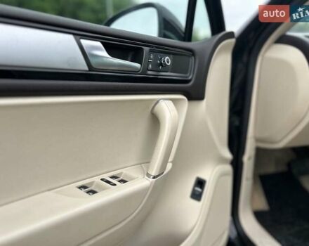 Черный Фольксваген Туарег, объемом двигателя 2.97 л и пробегом 299 тыс. км за 18700 $, фото 26 на Automoto.ua