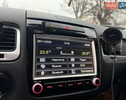 Черный Фольксваген Туарег, объемом двигателя 3 л и пробегом 308 тыс. км за 16490 $, фото 29 на Automoto.ua