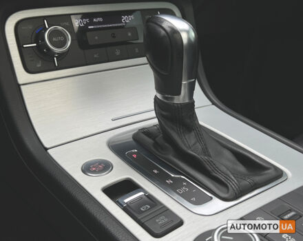 Черный Фольксваген Туарег, объемом двигателя 3 л и пробегом 251 тыс. км за 24700 $, фото 19 на Automoto.ua