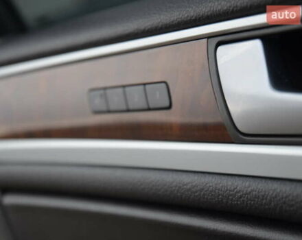 Черный Фольксваген Туарег, объемом двигателя 2.97 л и пробегом 267 тыс. км за 16450 $, фото 47 на Automoto.ua