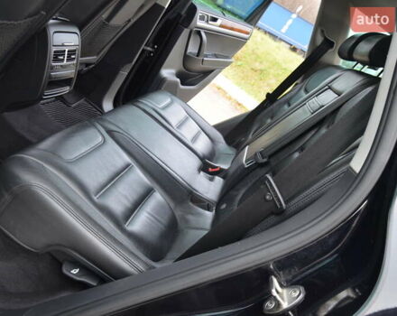 Черный Фольксваген Туарег, объемом двигателя 2.97 л и пробегом 267 тыс. км за 16450 $, фото 49 на Automoto.ua