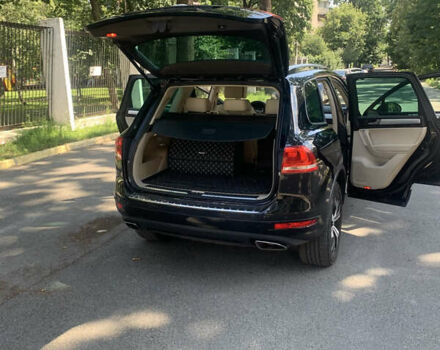 Чорний Фольксваген Туарег, об'ємом двигуна 3 л та пробігом 269 тис. км за 19999 $, фото 4 на Automoto.ua