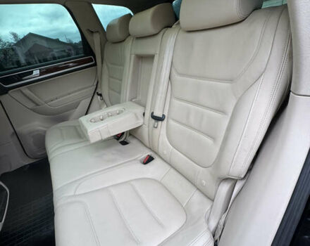 Черный Фольксваген Туарег, объемом двигателя 2.97 л и пробегом 310 тыс. км за 15200 $, фото 41 на Automoto.ua