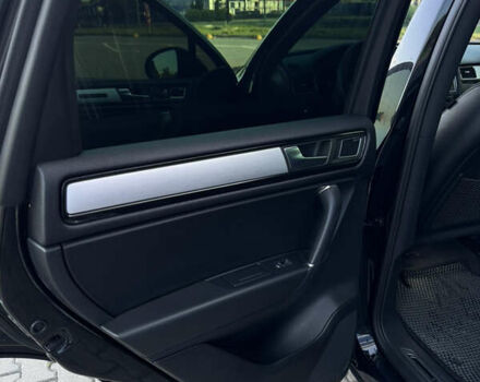 Чорний Фольксваген Туарег, об'ємом двигуна 2.97 л та пробігом 277 тис. км за 23300 $, фото 15 на Automoto.ua