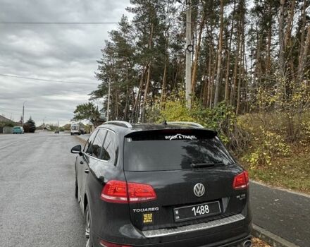 Черный Фольксваген Туарег, объемом двигателя 3 л и пробегом 163 тыс. км за 10000 $, фото 3 на Automoto.ua