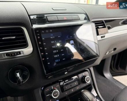 Черный Фольксваген Туарег, объемом двигателя 3 л и пробегом 207 тыс. км за 15700 $, фото 22 на Automoto.ua